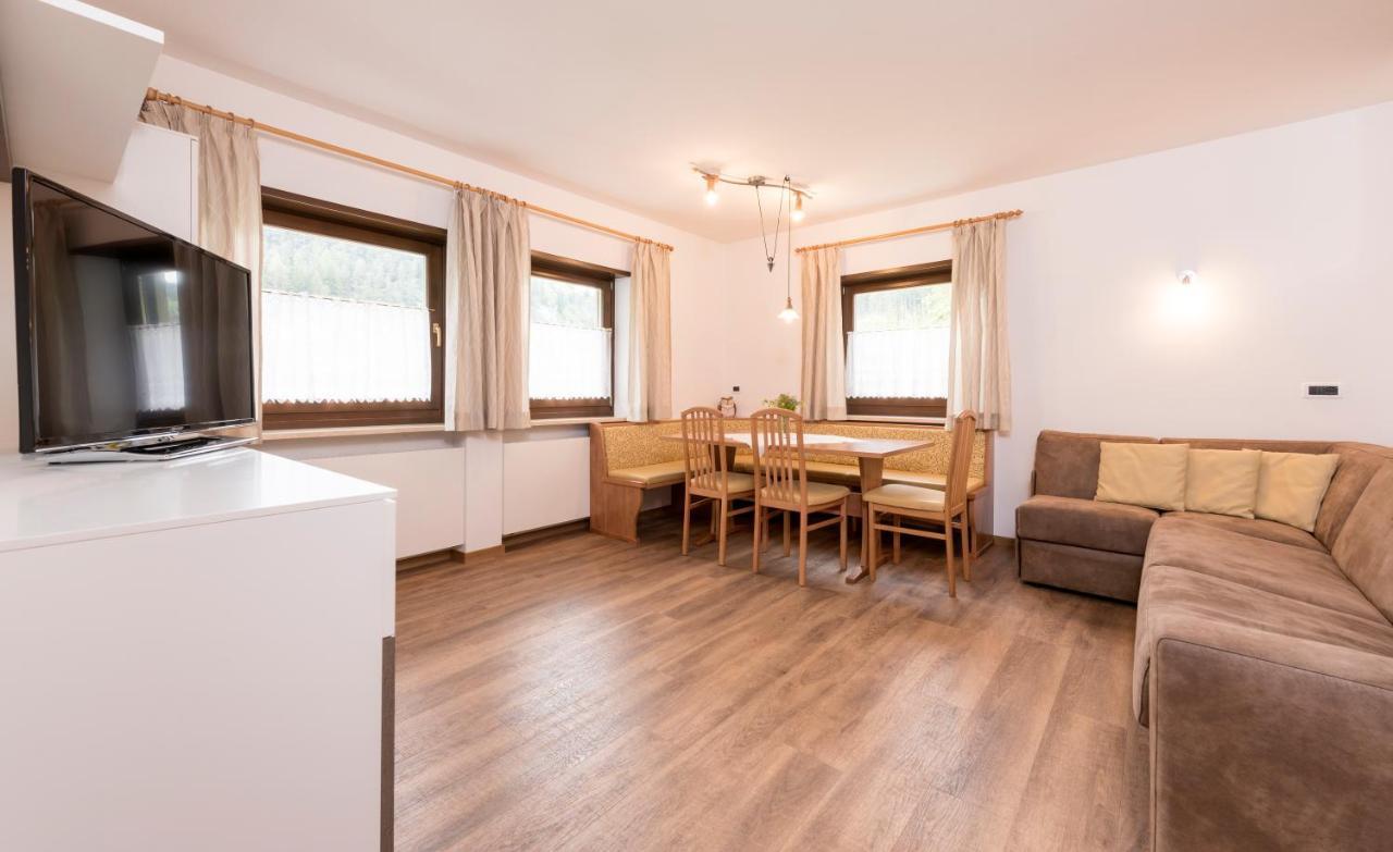 Apartments La Rives Santa Cristina Val Gardena Екстериор снимка
