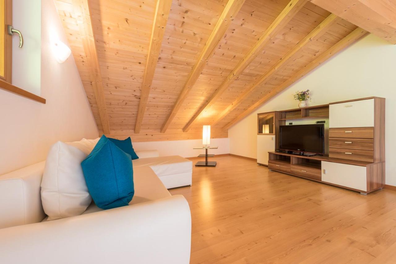 Apartments La Rives Santa Cristina Val Gardena Екстериор снимка