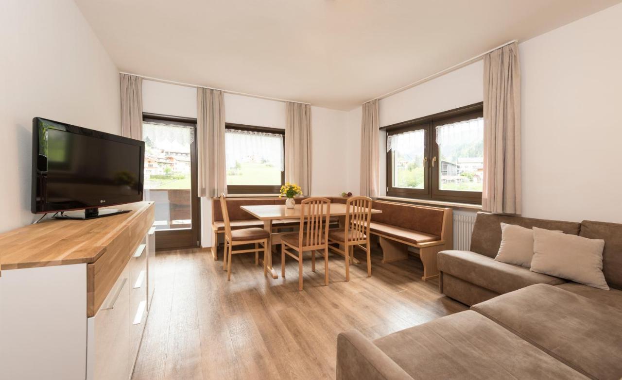 Apartments La Rives Santa Cristina Val Gardena Екстериор снимка