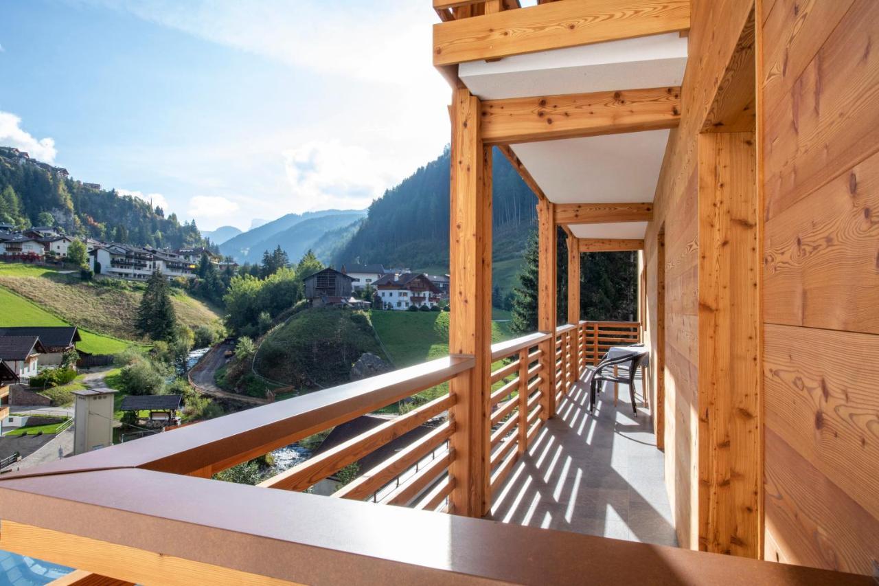 Apartments La Rives Santa Cristina Val Gardena Екстериор снимка