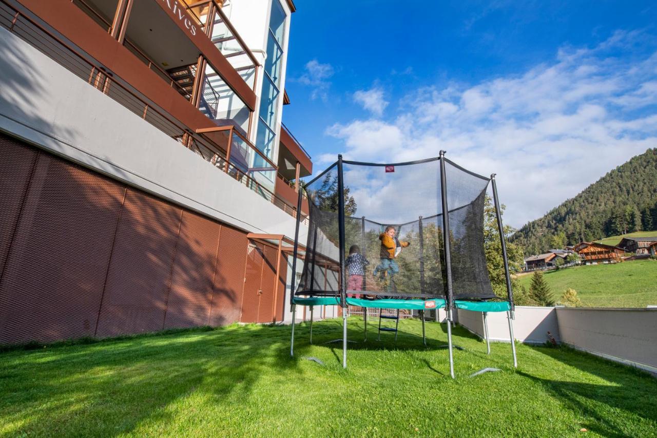 Apartments La Rives Santa Cristina Val Gardena Екстериор снимка